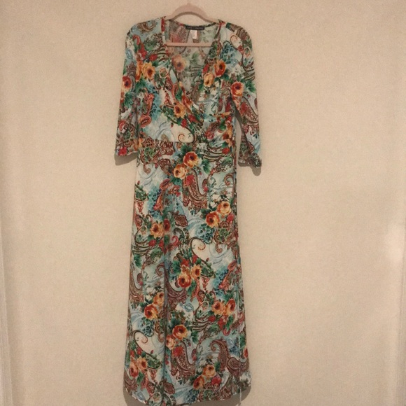 LOVE CHESLEY Floral Maxi Dress SIZE LARGE JUNIORS - Picture 1 of 6